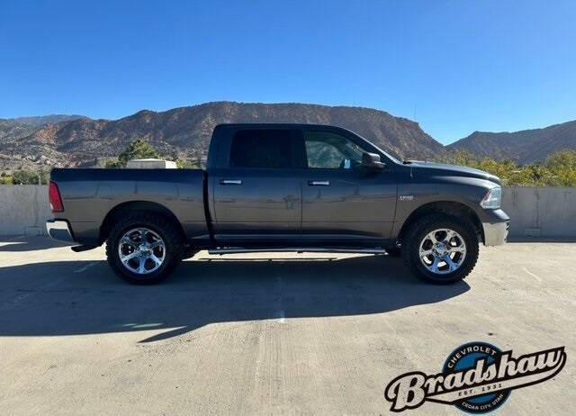 2016 RAM 1500 SLT