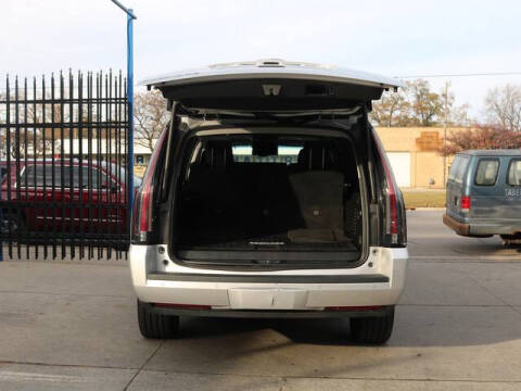 2016 Cadillac Escalade ESV Luxury Collection