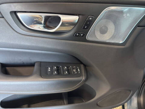 2022 Volvo XC60 Recharge T8 Inscription