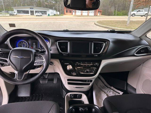 2020 Chrysler Pacifica Touring
