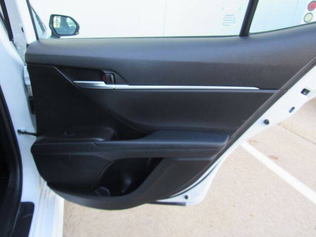 2023 Toyota Camry SE Nightshade