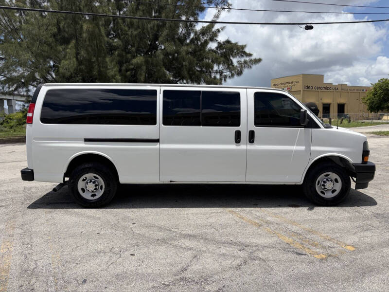2020 Chevrolet Express LS 3500
