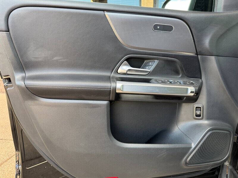 2022 Mercedes-Benz GLB GLB 250 4MATIC