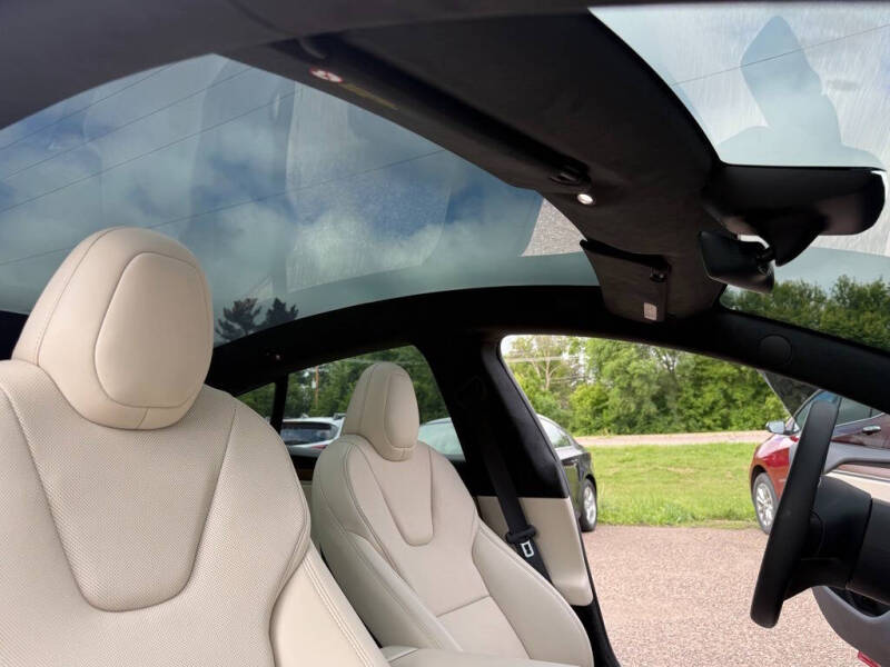 2023 Tesla Model S Standard Range
