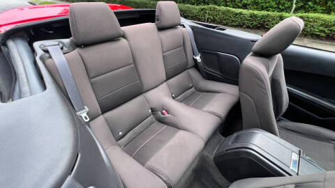 2012 Ford Mustang V6