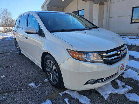 2015 Honda Odyssey for sale at Auto House Superstore in Terre Haute IN