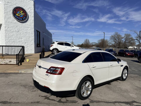 2016 Ford Taurus SEL