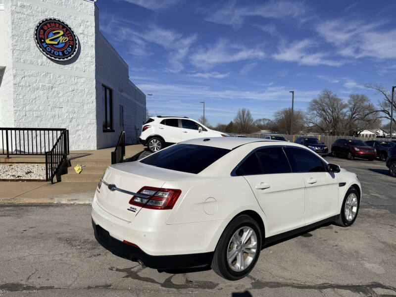 2016 Ford Taurus SEL