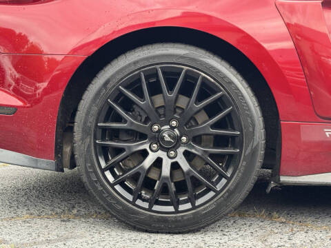 2015 Ford Mustang EcoBoost Premium