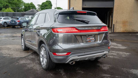 2017 Lincoln MKC Select