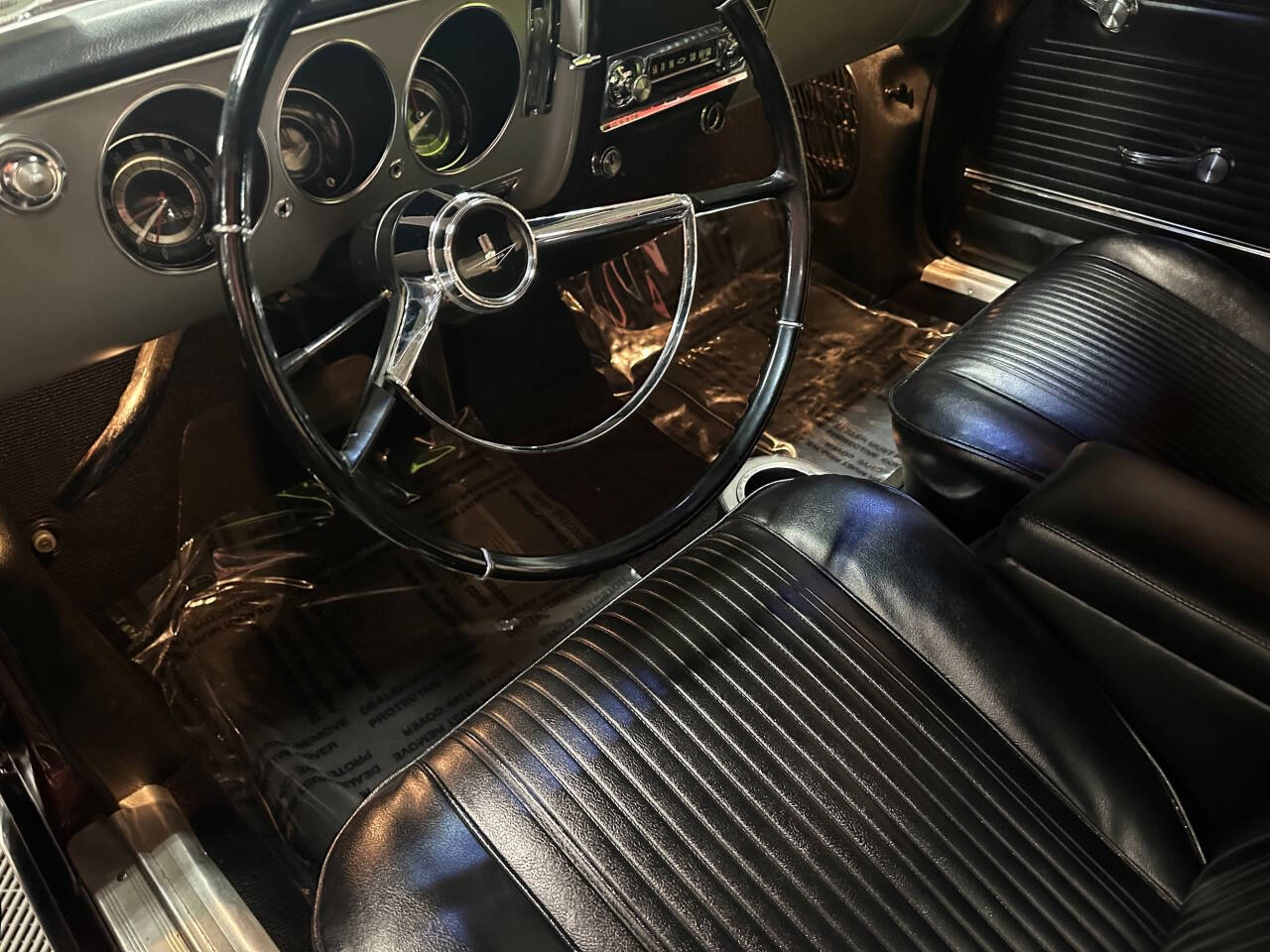 1965 Chevrolet Corvair 32