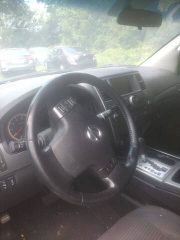 2012 Nissan Armada SV