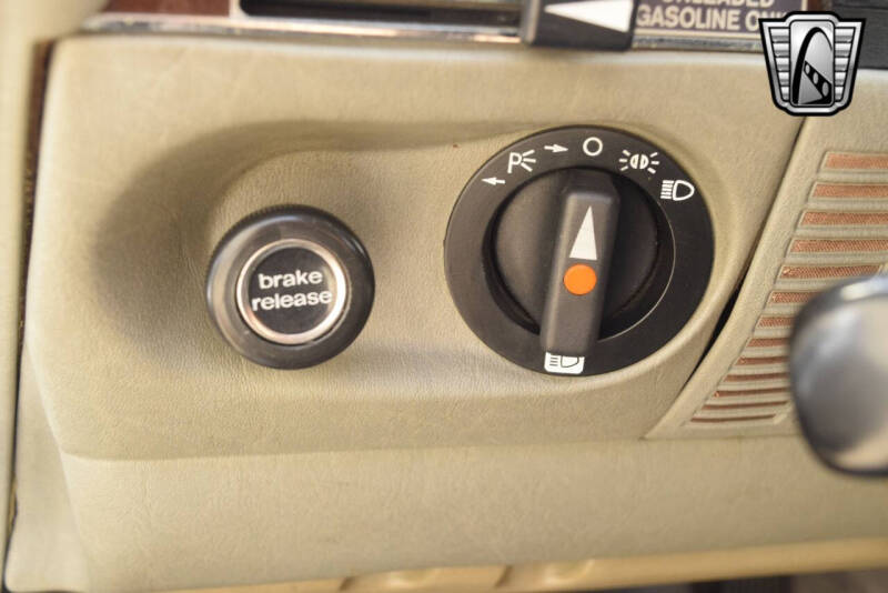 1984 Mercedes-Benz 380-Class 380 SL