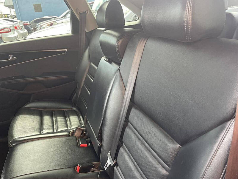 2020 Kia Sorento EX V6