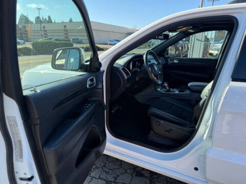 2019 Jeep Grand Cherokee Altitude