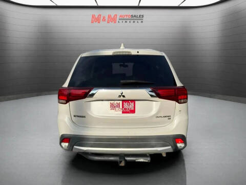 2018 Mitsubishi Outlander