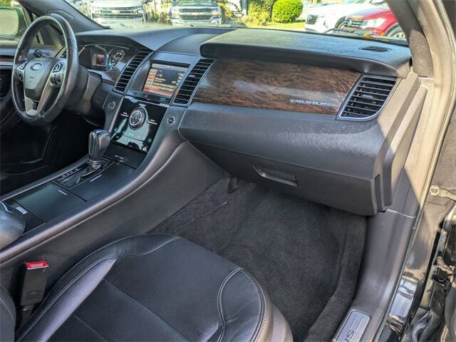 2015 Ford Taurus Limited