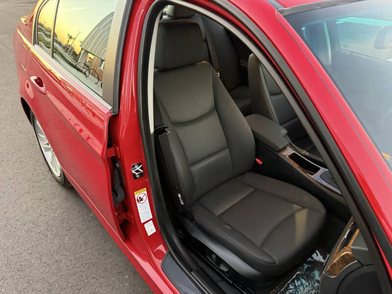 2007 BMW 3 Series 328xi