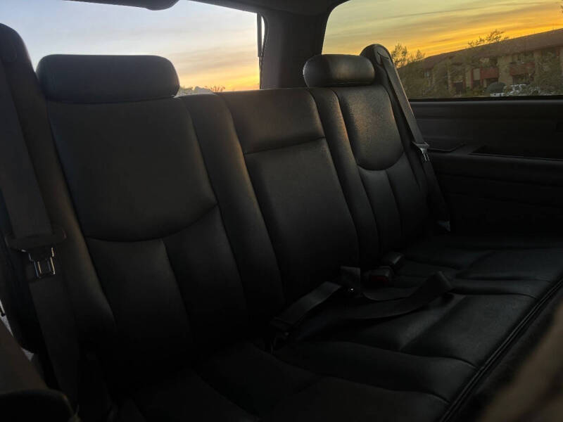 2004 Chevrolet Suburban 2500 LS