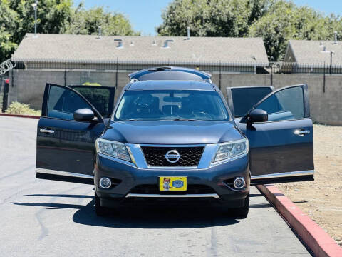 2013 Nissan Pathfinder Platinum