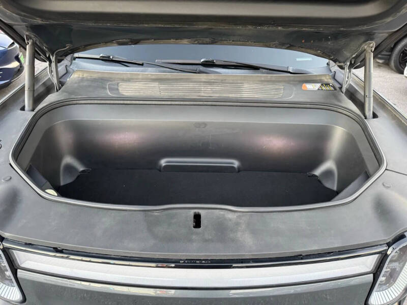 2023 Rivian R1T Adventure