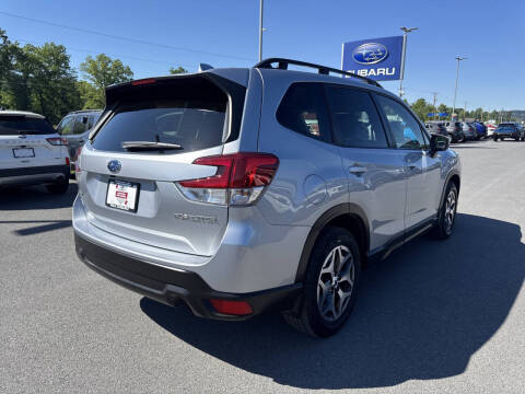 2023 Subaru Forester Premium