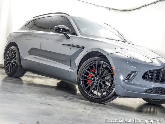 2022 Aston Martin DBX