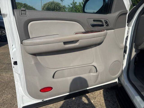 2008 Chevrolet Suburban LTZ