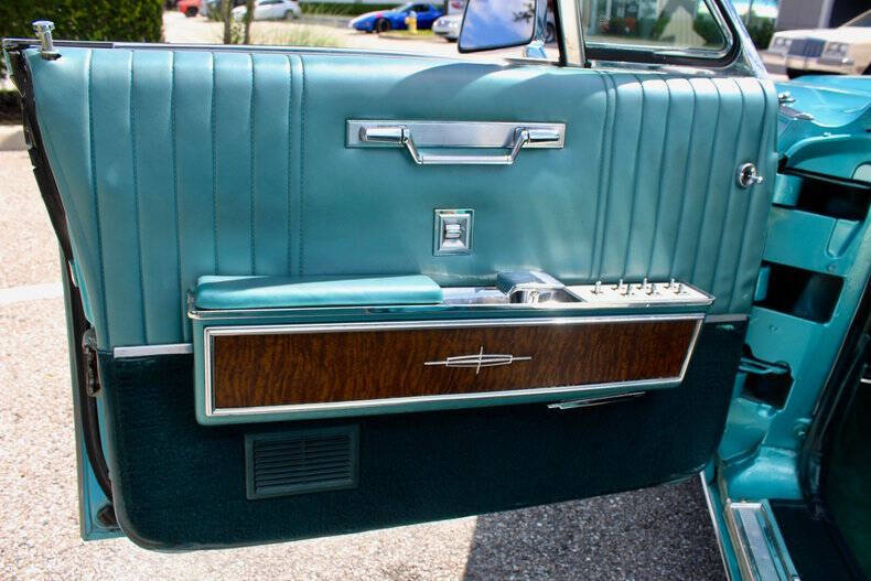 1967 Lincoln Continental