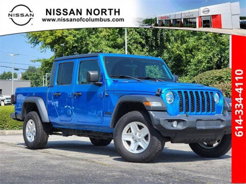 2020 Jeep Gladiator for sale at Auto Center of Columbus in Columbus OH