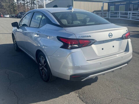 2021 Nissan Versa SV