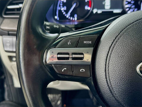 2020 Kia Cadenza Technology