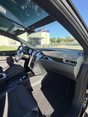 2017 Tesla Model X 90D