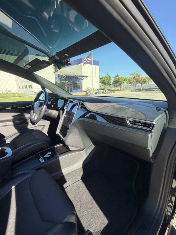 2017 Tesla Model X 90D