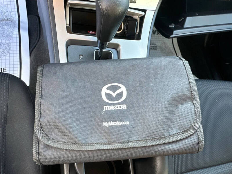 2011 Mazda MAZDA3 i Touring