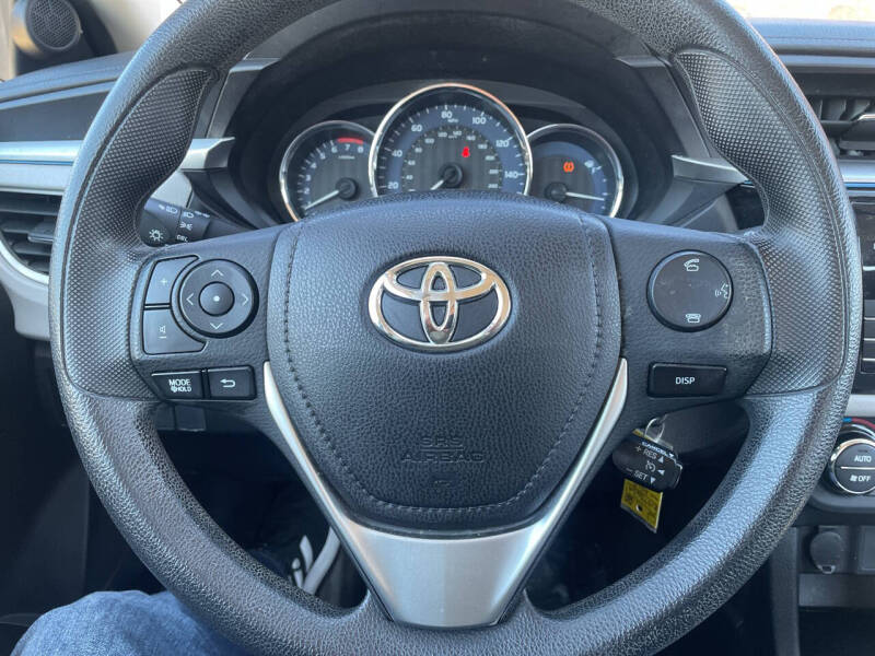 2015 Toyota Corolla LE