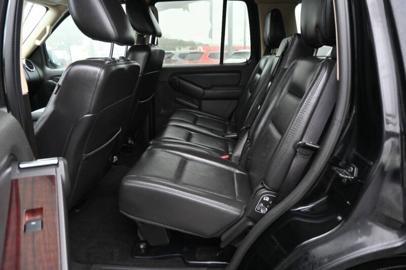 2010 Ford Explorer Limited