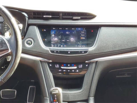 2020 Cadillac XT5 Sport