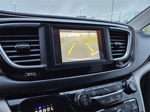 2018 Chrysler Pacifica Touring L