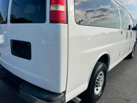 2015 Chevrolet Express LT 3500