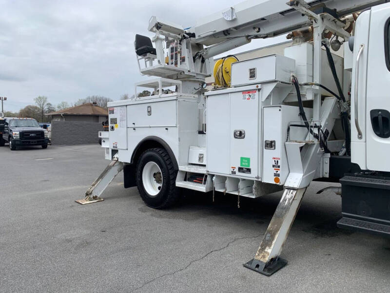 2016 Freightliner M2 106