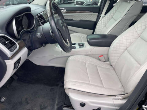 2019 Jeep Grand Cherokee Summit