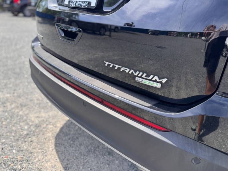 2018 Ford Edge Titanium