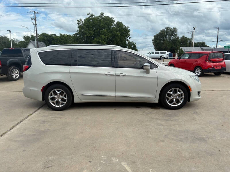 2017 Chrysler Pacifica Limited