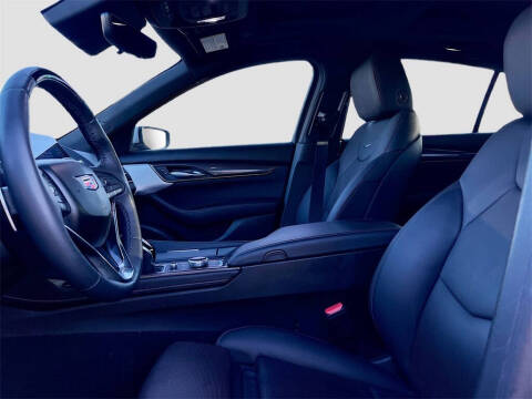 2024 Cadillac CT5 Sport