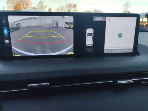 2025 Genesis GV70 2.5T Standard