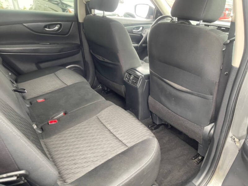 2018 Nissan Rogue S