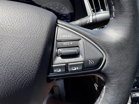 2015 Infiniti Q50
