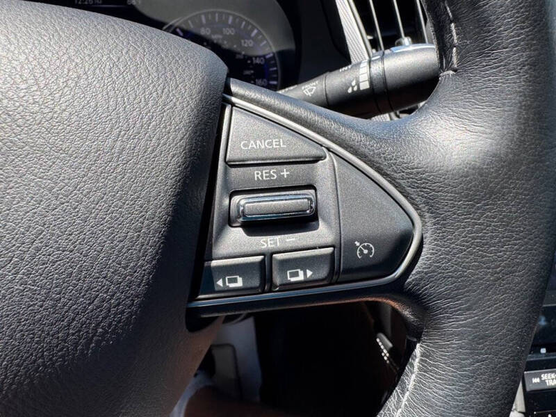 2015 Infiniti Q50