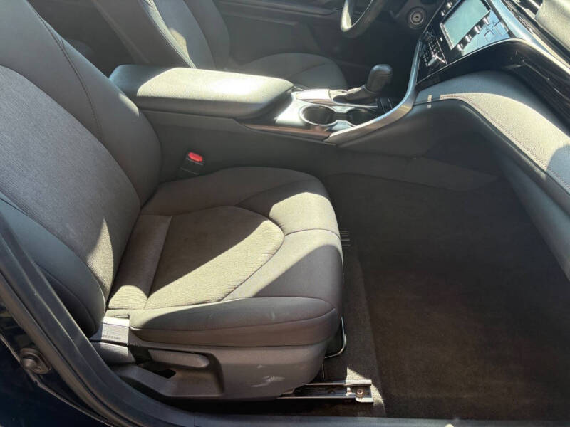 2020 Toyota Camry LE